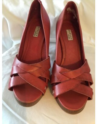 RADLEY Open toe pump